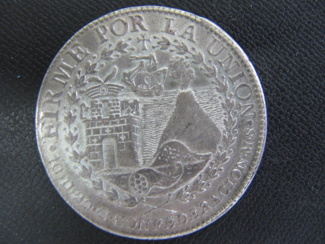 1838年　ペルー銀貨
